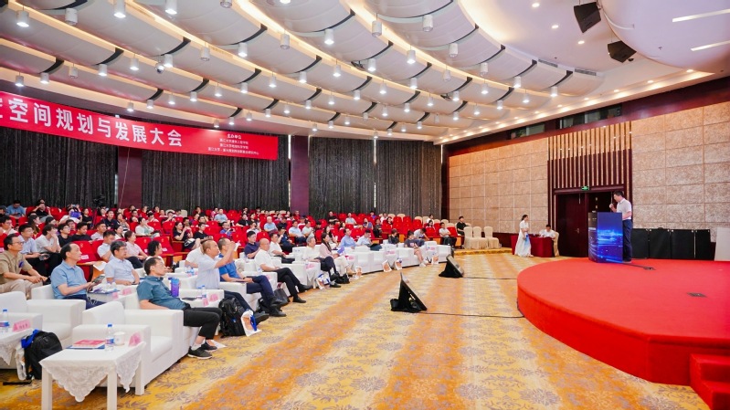 由浙江大学低空基础设施交叉研究中心等单位协办的低空空间规划与发展大会在杭圆满落幕